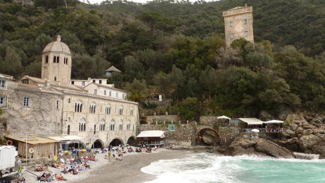 Abadia S Fruttuosso i torre Doria