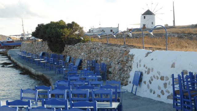 Tavera al costat del mar i molins. Xora. Kufonisia
