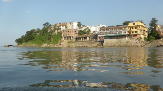 Guwahati. Riu Brahmaputra
