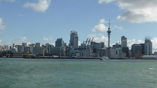 auckland-skyline