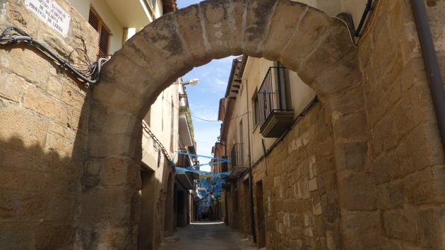 Portic carrer esclar sanauja