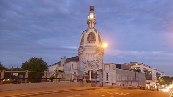 Tour LU. Lieu Unique